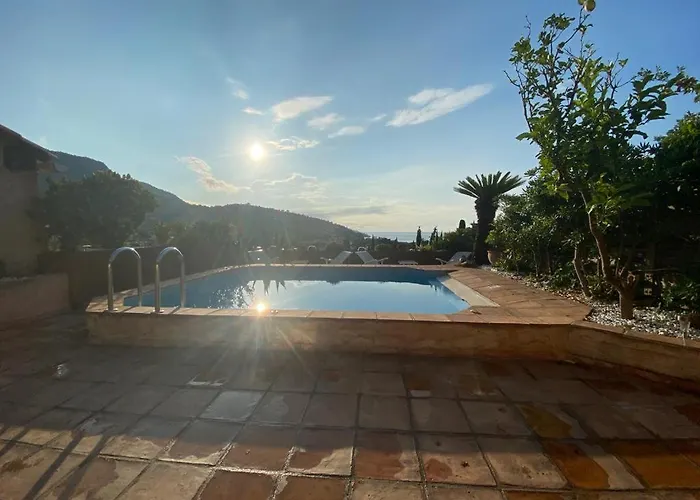 Mas Lou Beu * Le Lavandou